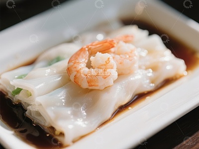鲜虾肠粉，淋上酱油的美味