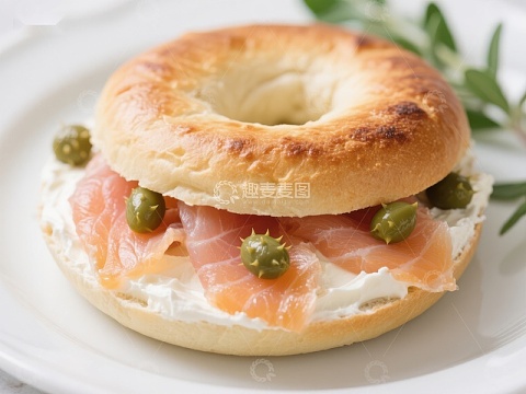 烟熏三文鱼贝果配奶油芝士