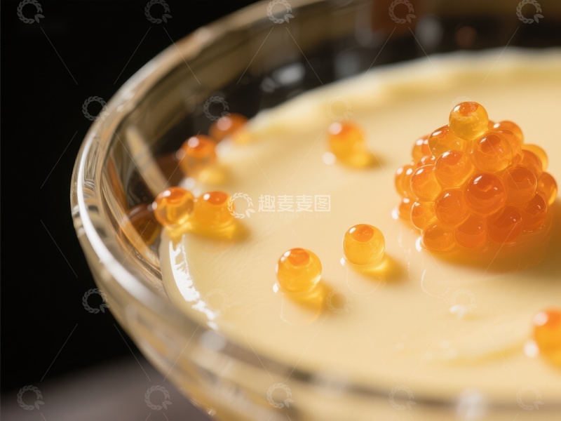 高清大图下载【趣麦麦图】精致甜品：奶油与鱼子酱点缀