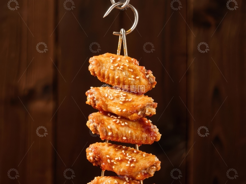 高清大图下载【趣麦麦图】串烤鸡翅，撒满芝麻