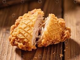 酥脆炸鸡，金黄诱人