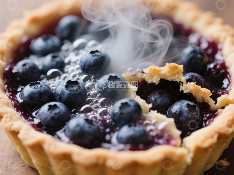 高清大图下载【趣麦麦图】热腾腾的蓝莓果酱挞