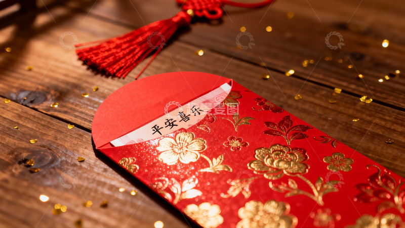 高清大图下载【趣麦麦图】红色红包木桌装饰