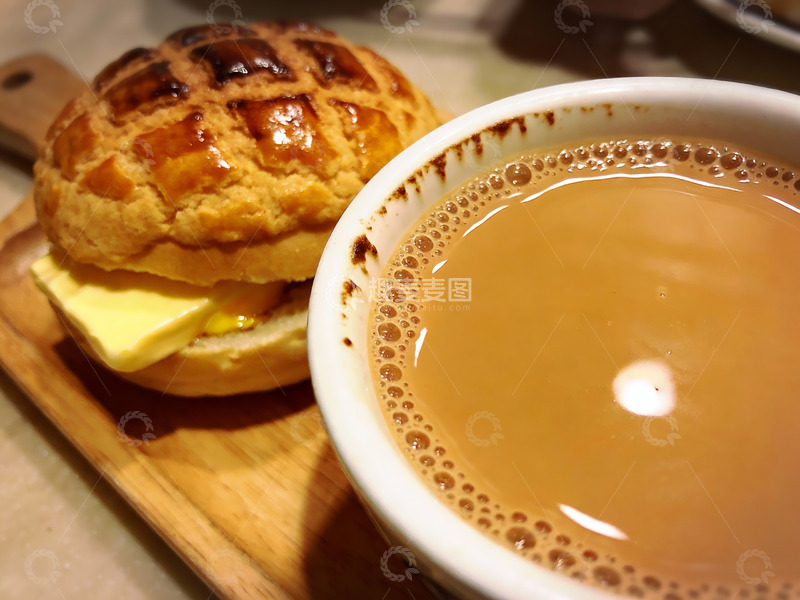 高清大图下载【趣麦麦图】酥皮面包配奶茶