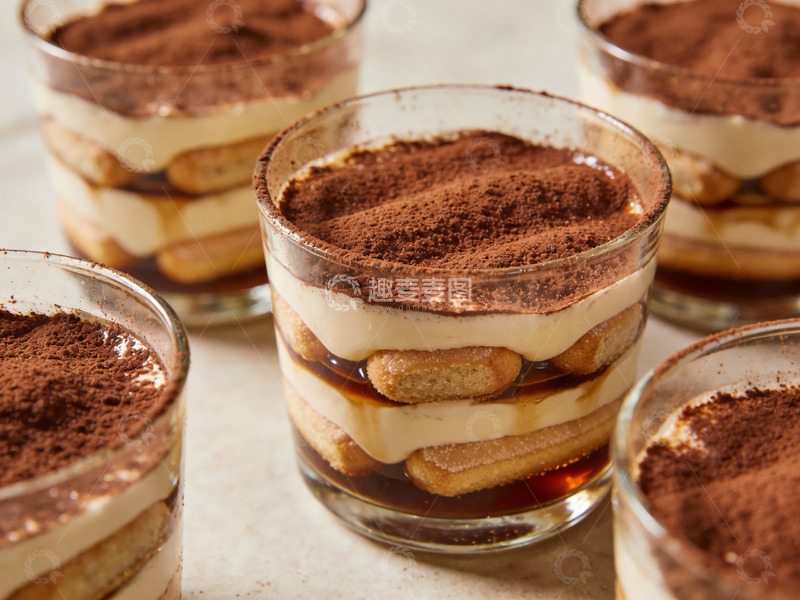 高清大图下载【趣麦麦图】多杯提拉米苏甜点特写