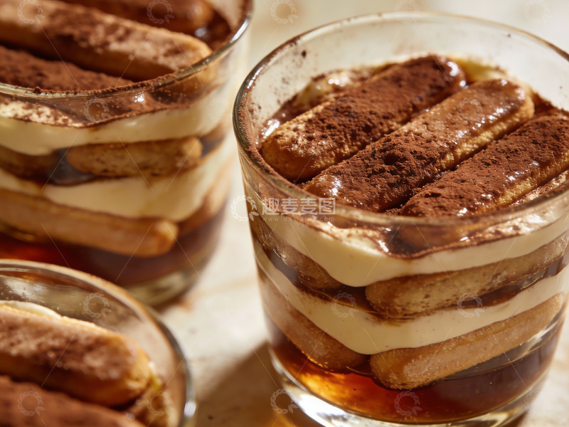 高清大图下载【趣麦麦图】三层咖啡提拉米苏