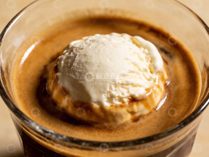高清大图下载【趣麦麦图】咖啡杯中冰淇淋球特写