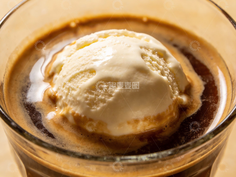 高清大图下载【趣麦麦图】咖啡杯中冰淇淋融化瞬间