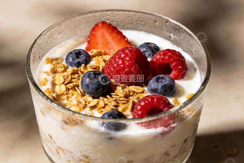 高清大图下载【趣麦麦图】酸奶杯配水果坚果