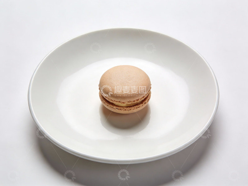 高清大图下载【趣麦麦图】单个马卡龙静置于白色盘中