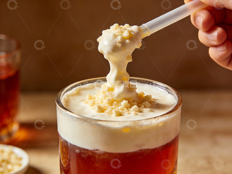高清大图下载【趣麦麦图】饮品特写拉丝奶盖与碎粒
