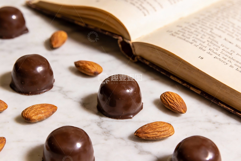 高清大图下载【趣麦麦图】巧克力与杏仁静物摆拍