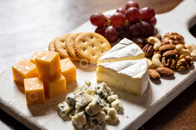 高清大图下载【趣麦麦图】奶酪坚果水果拼盘美食