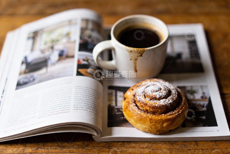 高清大图下载【趣麦麦图】咖啡与肉桂卷的惬意时光