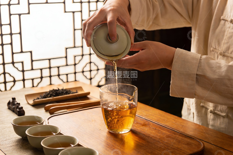 高清大图下载【趣麦麦图】传统茶艺师泡茶瞬间