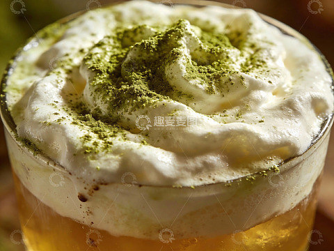 抹茶奶油饮品特写