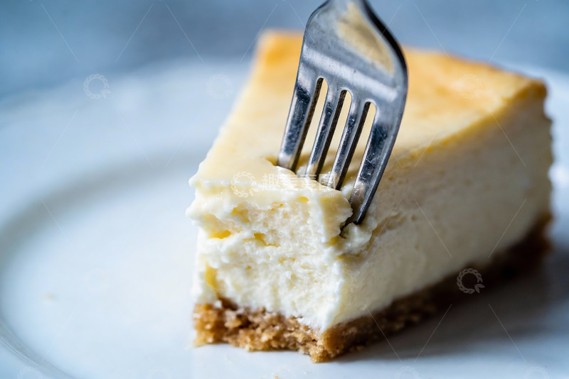 高清大图下载【趣麦麦图】芝士蛋糕切片配叉子