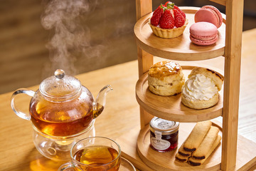 下午茶点心与热茶