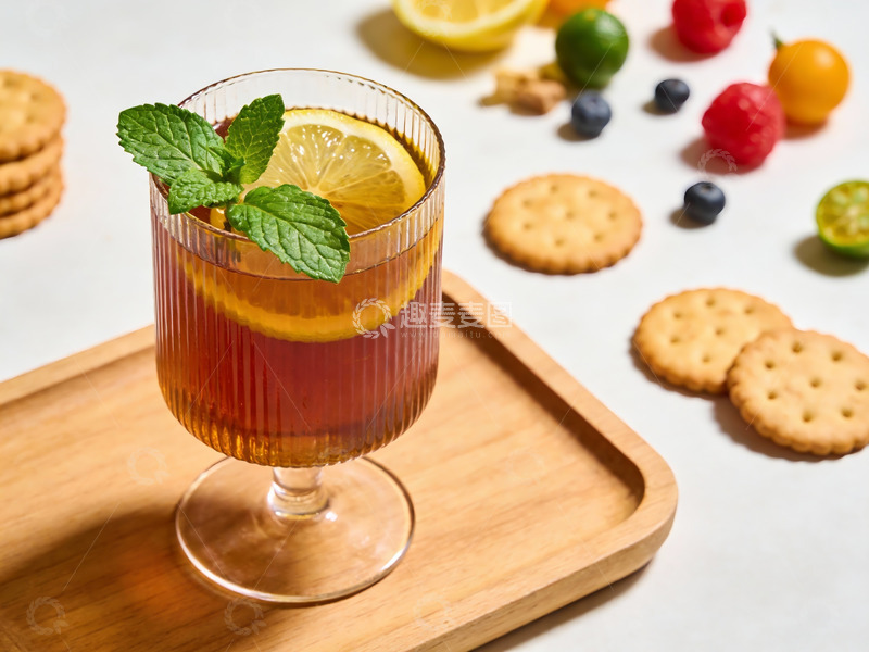 高清大图下载【趣麦麦图】柠檬薄荷茶饮与饼干