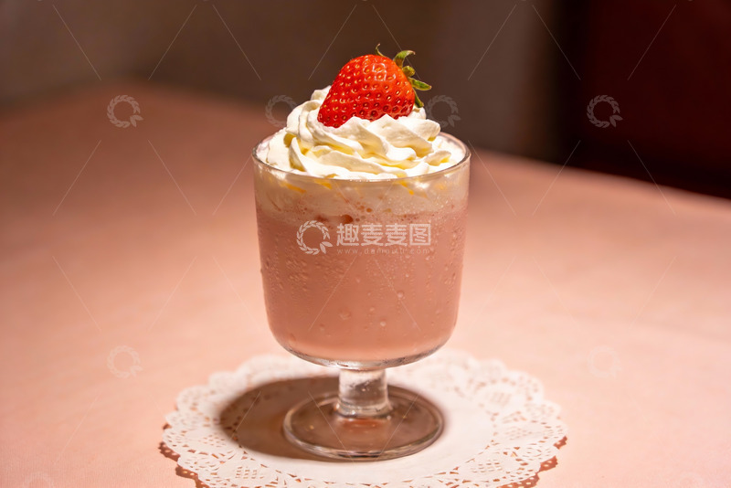 高清大图下载【趣麦麦图】草莓奶油饮品特写