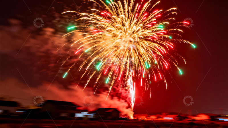 高清大图下载【趣麦麦图】夜空烟花绽放绚丽多彩