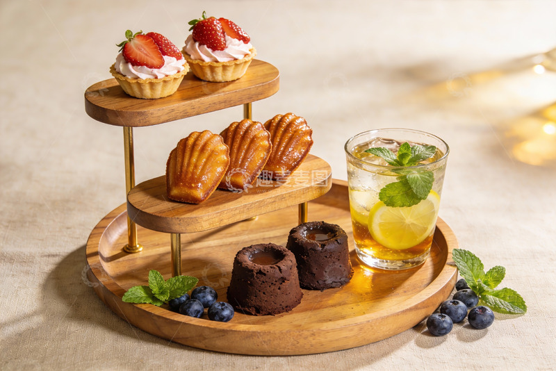 高清大图下载【趣麦麦图】三层木质托盘甜点饮品