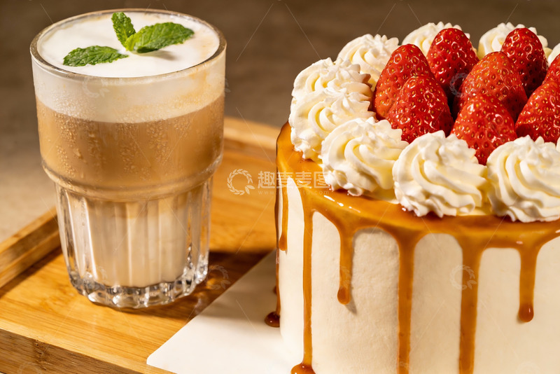高清大图下载【趣麦麦图】咖啡饮品与草莓蛋糕