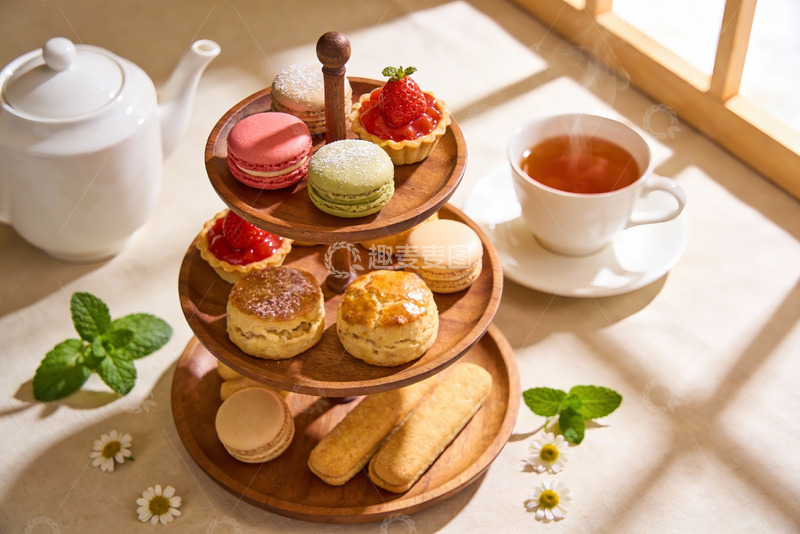 高清大图下载【趣麦麦图】三层点心架配下午茶