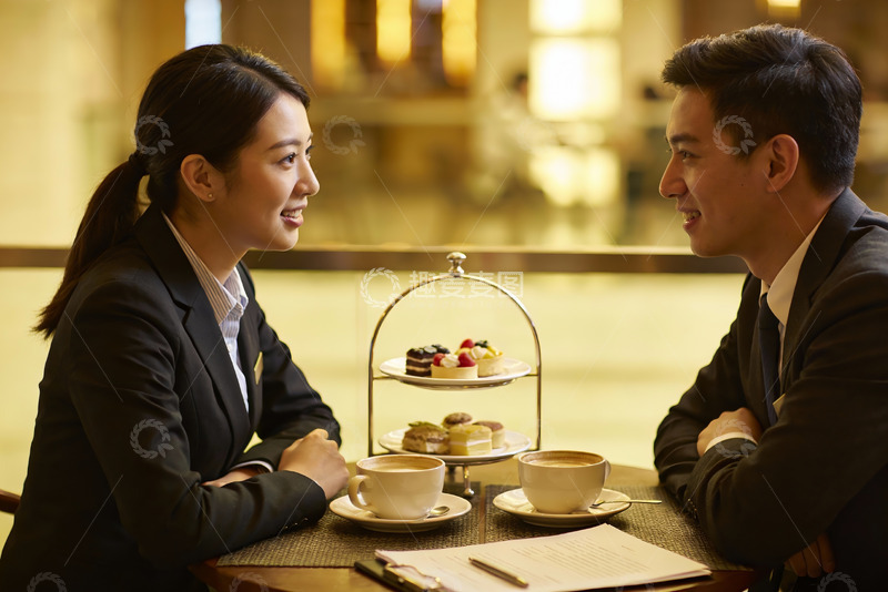 高清大图下载【趣麦麦图】商务人士下午茶交谈