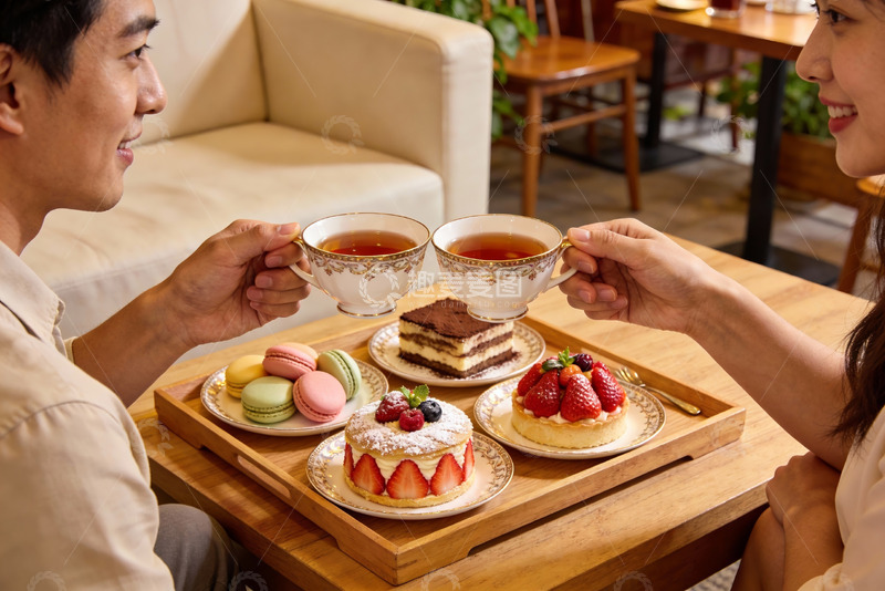 高清大图下载【趣麦麦图】情侣下午茶甜蜜时光