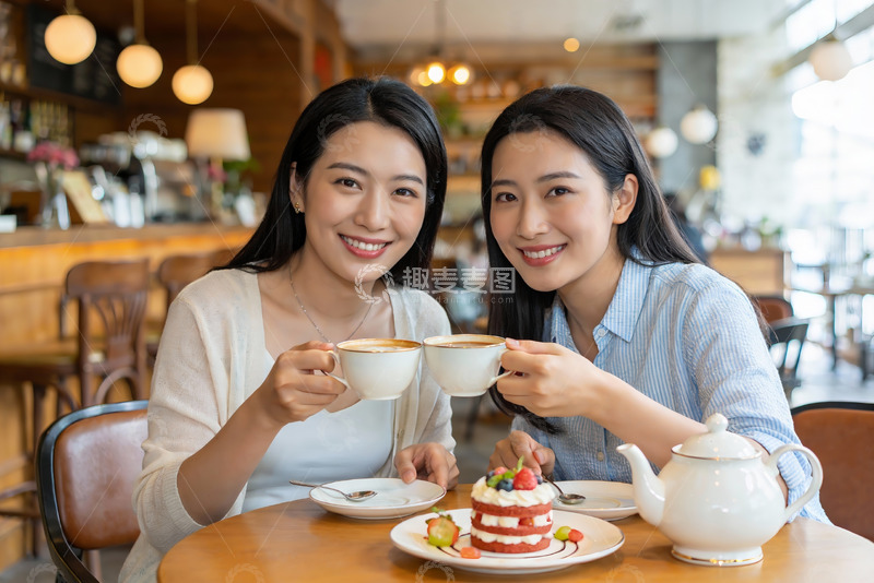 高清大图下载【趣麦麦图】两位女士咖啡时光