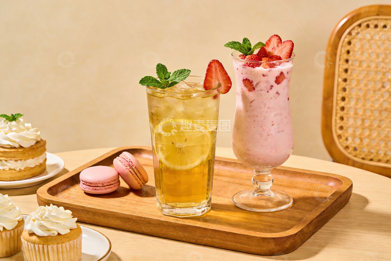 高清大图下载【趣麦麦图】草莓饮品与甜点摆盘
