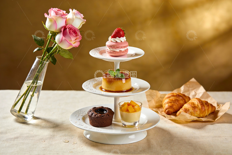 高清大图下载【趣麦麦图】精致甜点与鲜花摆盘