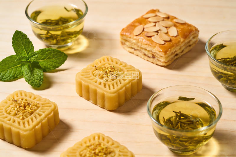 高清大图下载【趣麦麦图】中秋月饼配茶点心