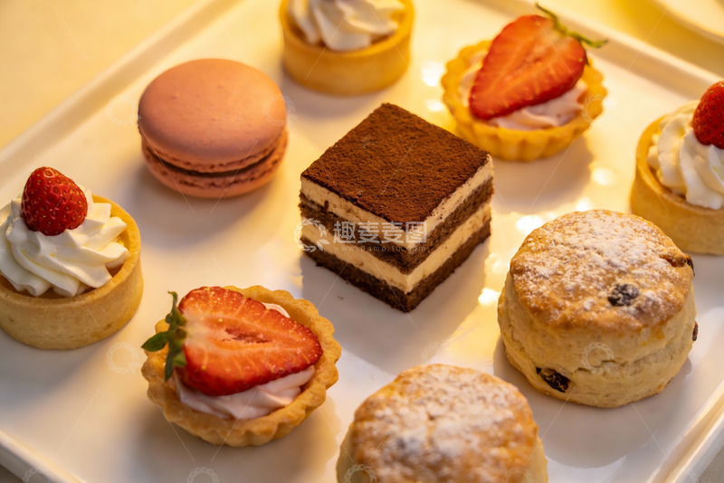 高清大图下载【趣麦麦图】精致甜点拼盘展示