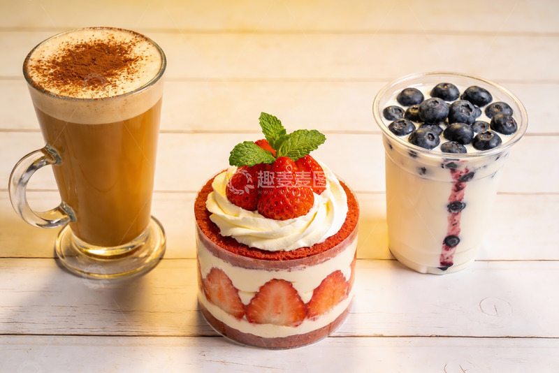 高清大图下载【趣麦麦图】咖啡甜品与蓝莓饮品