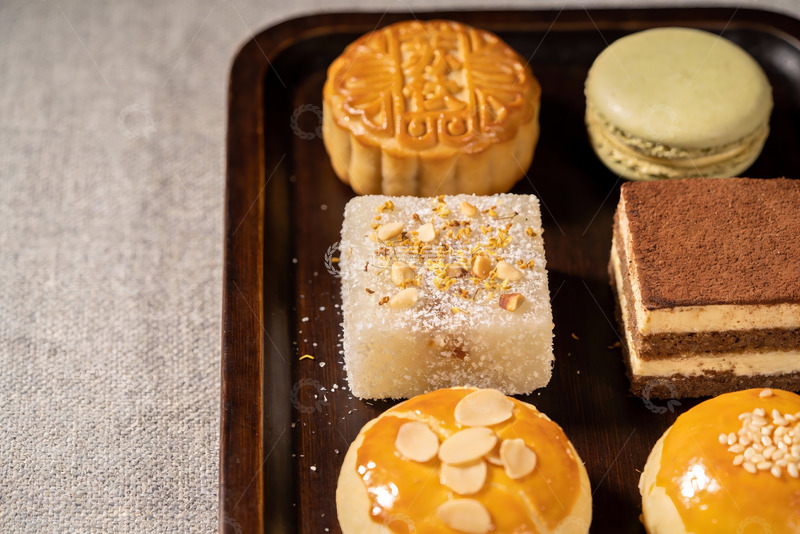 高清大图下载【趣麦麦图】中秋月饼与甜点拼盘