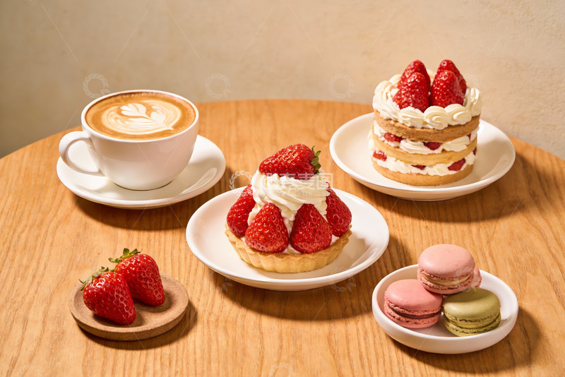 高清大图下载【趣麦麦图】草莓甜点与咖啡的精致摆盘