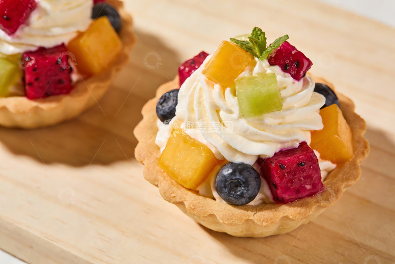 高清大图下载【趣麦麦图】色彩缤纷水果挞