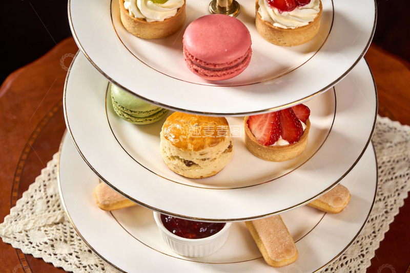 高清大图下载【趣麦麦图】三层甜点架精致下午茶