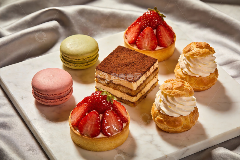高清大图下载【趣麦麦图】精致甜点拼盘展示