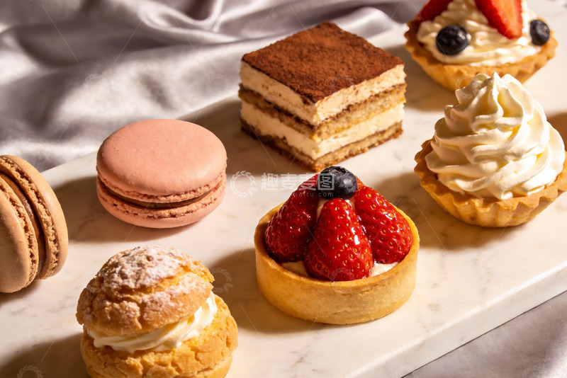 高清大图下载【趣麦麦图】精致甜点拼盘展示