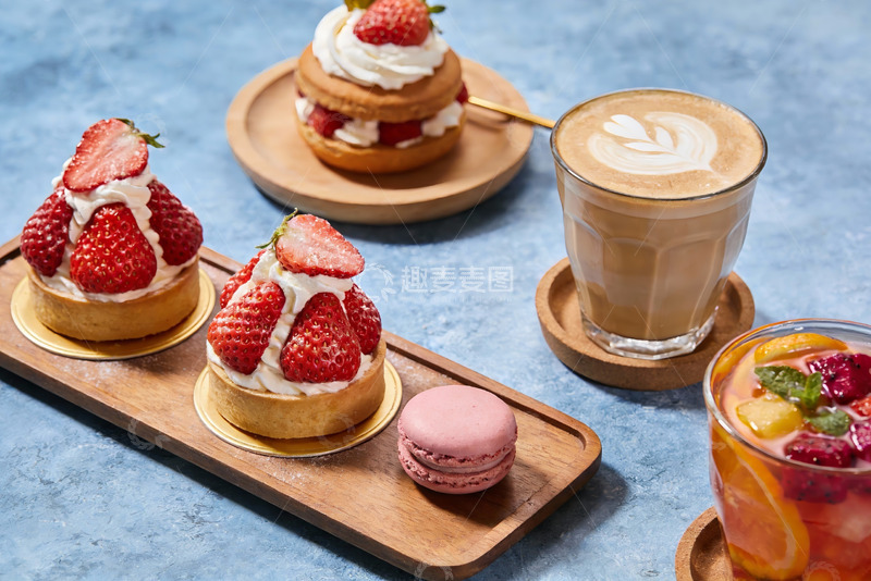 高清大图下载【趣麦麦图】草莓甜点与饮品精美摆盘