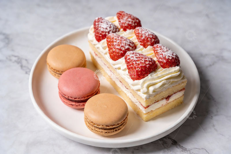 高清大图下载【趣麦麦图】草莓蛋糕与马卡龙甜点