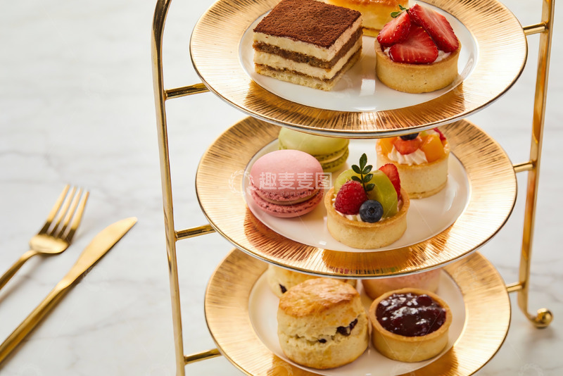高清大图下载【趣麦麦图】三层金色甜点架精致下午茶