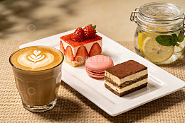 咖啡甜点下午茶摆盘