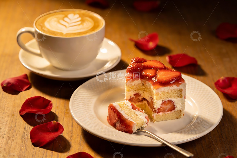 高清大图下载【趣麦麦图】咖啡与草莓蛋糕的浪漫下午茶