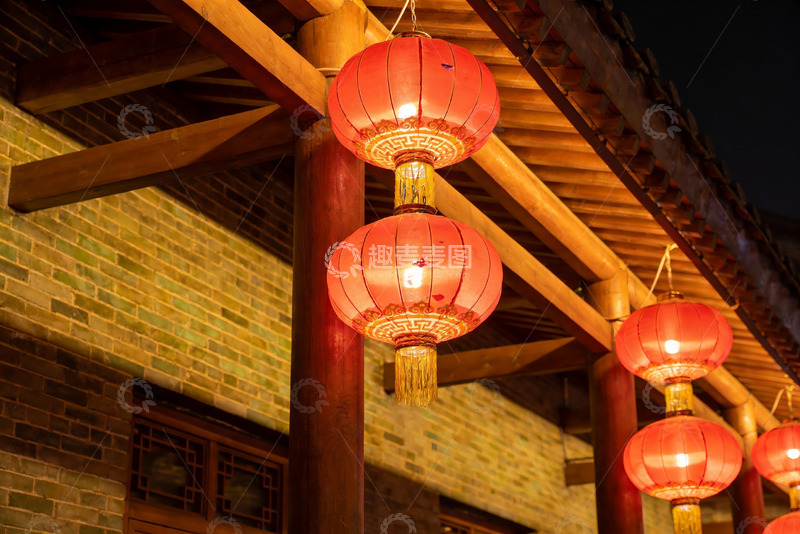 高清大图下载【趣麦麦图】夜色古建筑红灯笼高挂