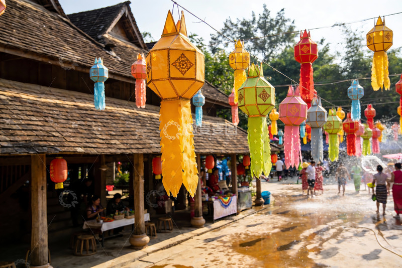 高清大图下载【趣麦麦图】异域风情灯笼节庆街景