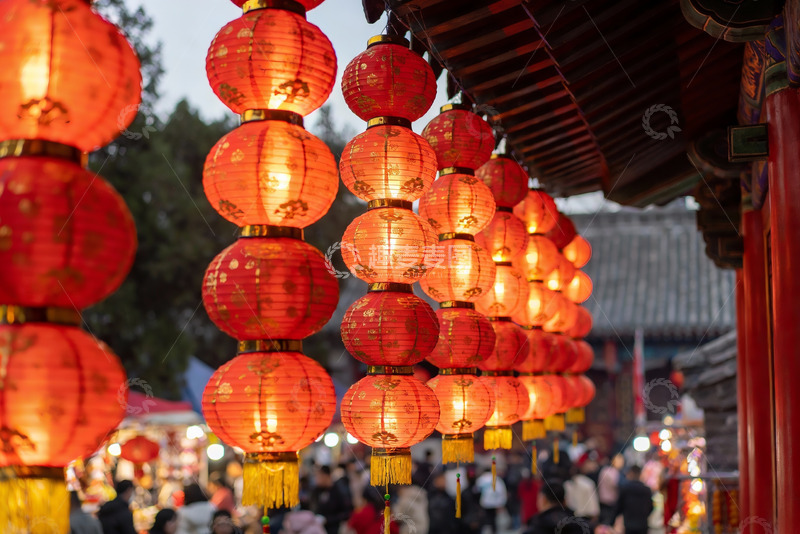 高清大图下载【趣麦麦图】红灯笼挂满古建筑夜景